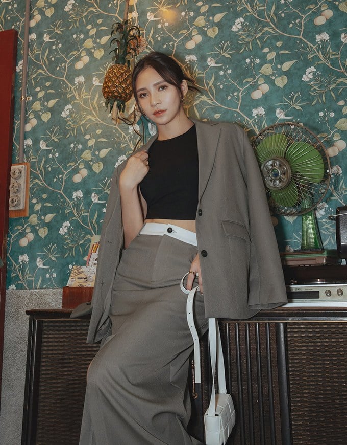 Ready Stock【Elecher's Design】Casual Loose Long Suit Blazer Jacket (With Shoulder Pads)
