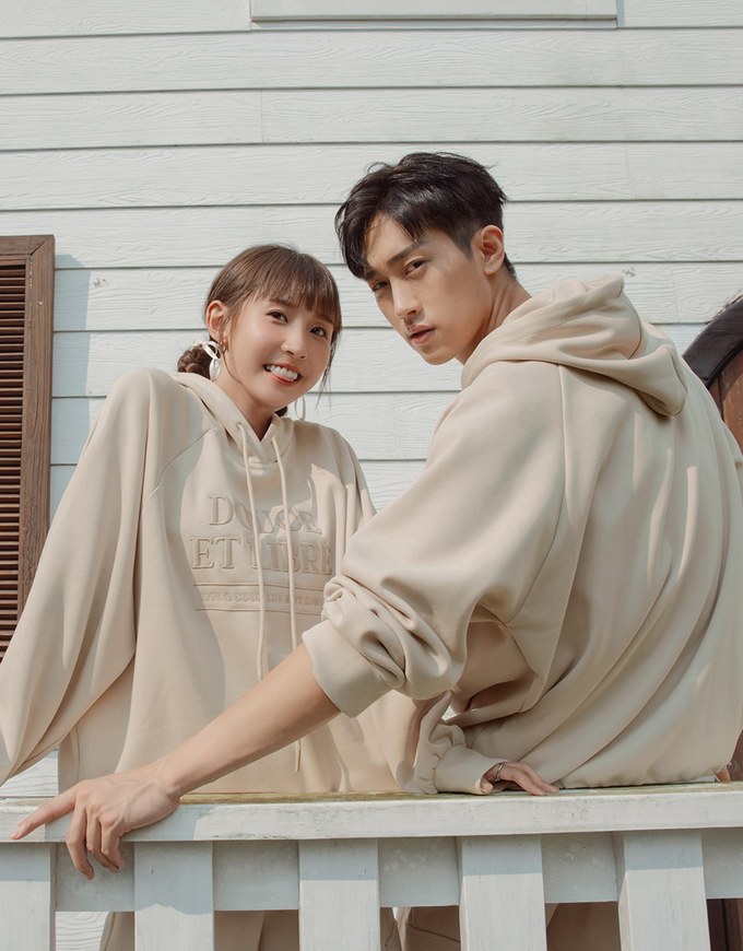 【MEIGO's Design】 Oversized Embroidered Thick Hoodie