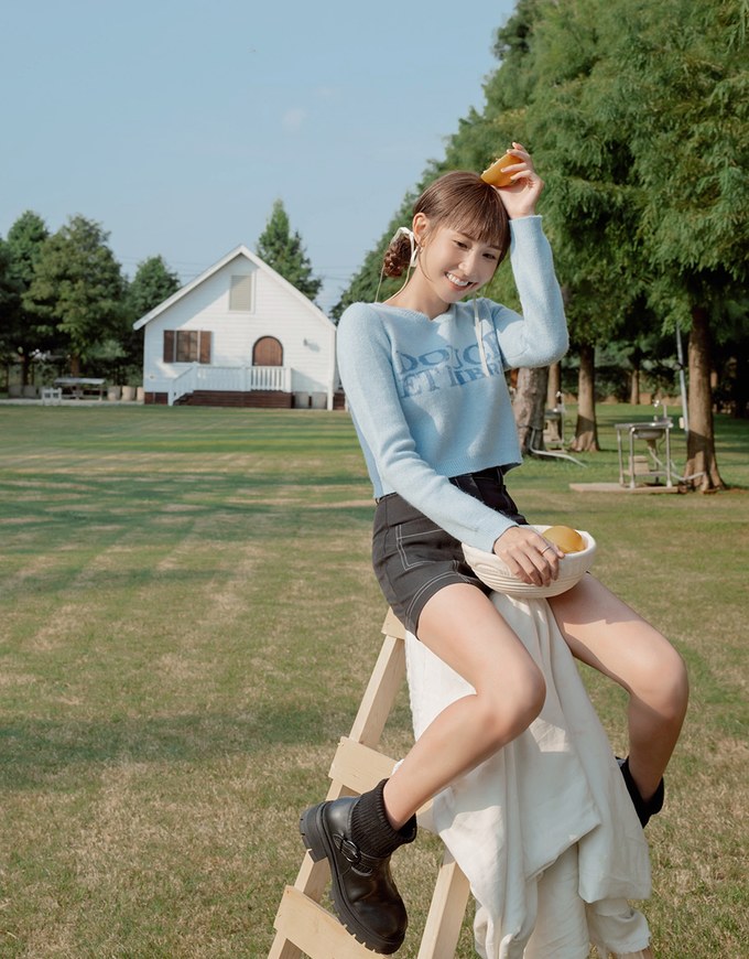 【MEIGO's Design】High Waisted Stitched Double Pocket Shorts