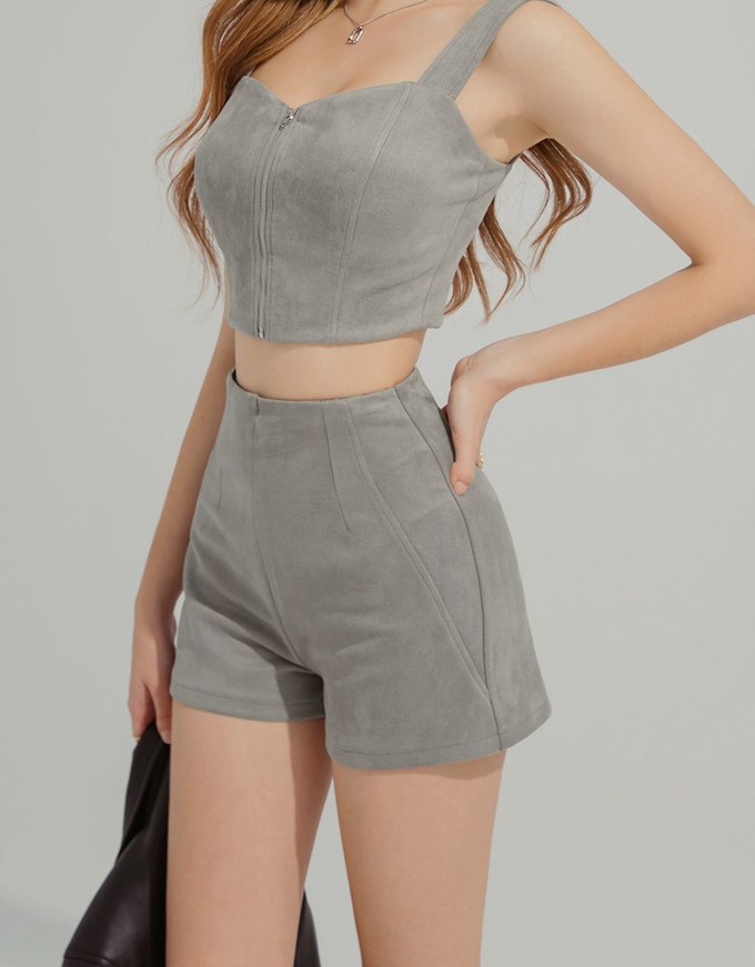 360° Petite Waist Light Sculpture Suede Shorts