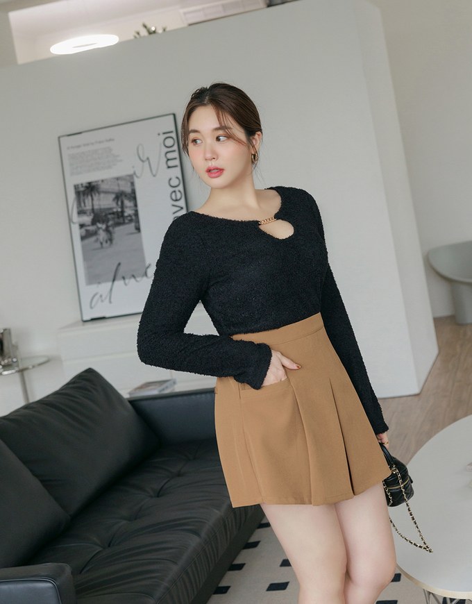 Textured Wide Pleated Skorts