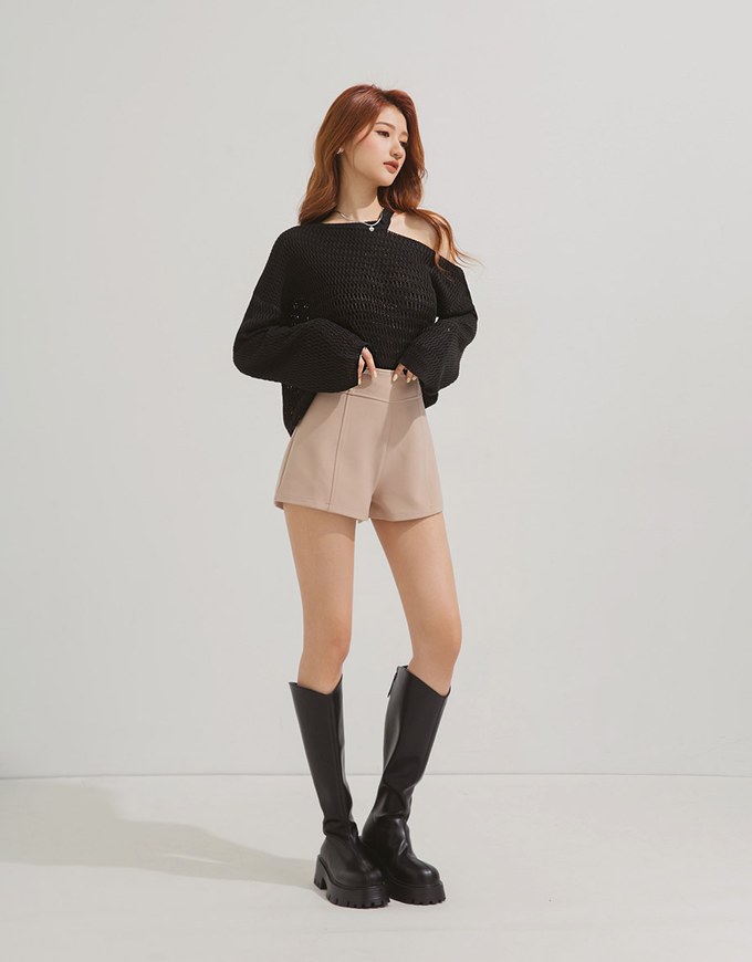 Off Shoulder Knit Long Sleeved Top