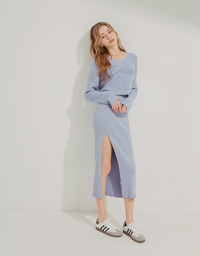Textured Embroidered Knit Top