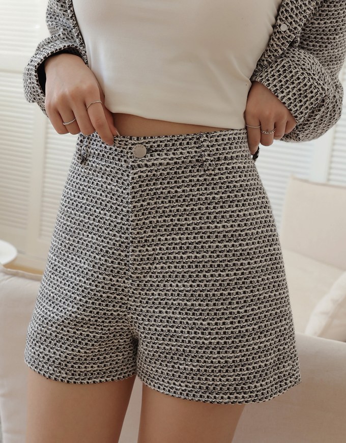 Retro Tweed Textured Shorts