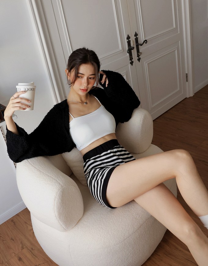 Bouclé Hooded Crop Cardigan