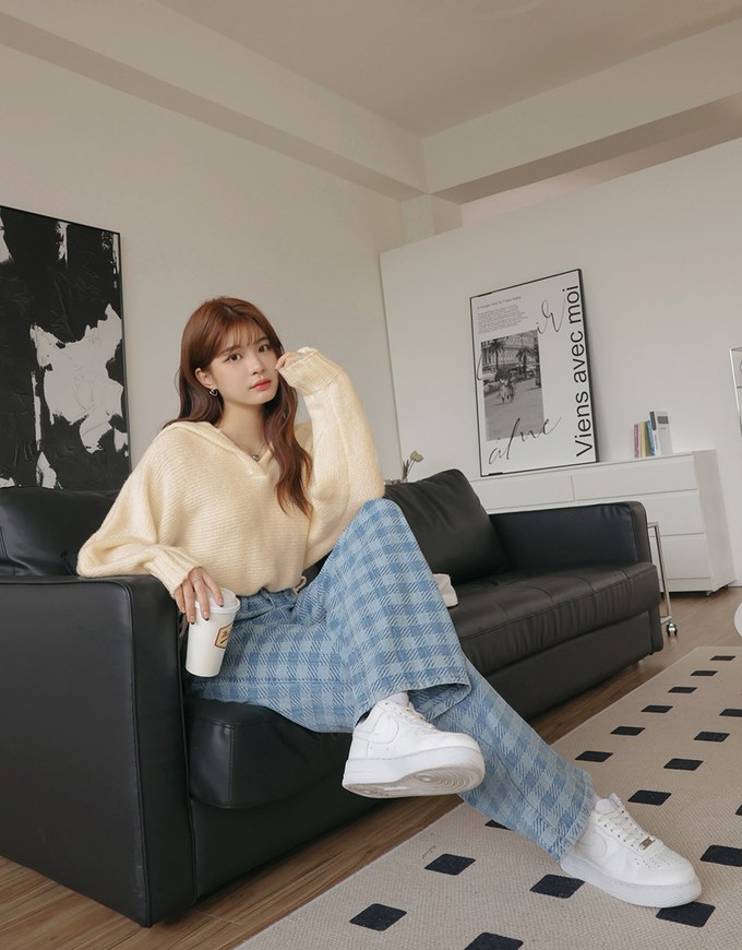 Crew Neck Puff Sleeve Knit Top