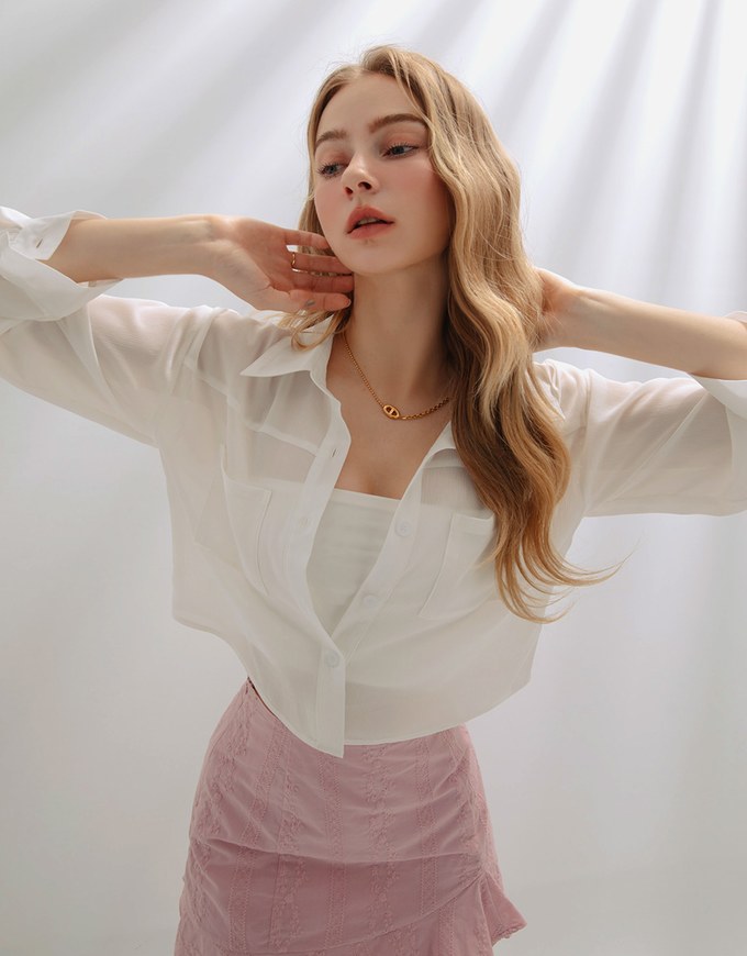 Wrinkled Sheer Double-Pocket Collar Blouse