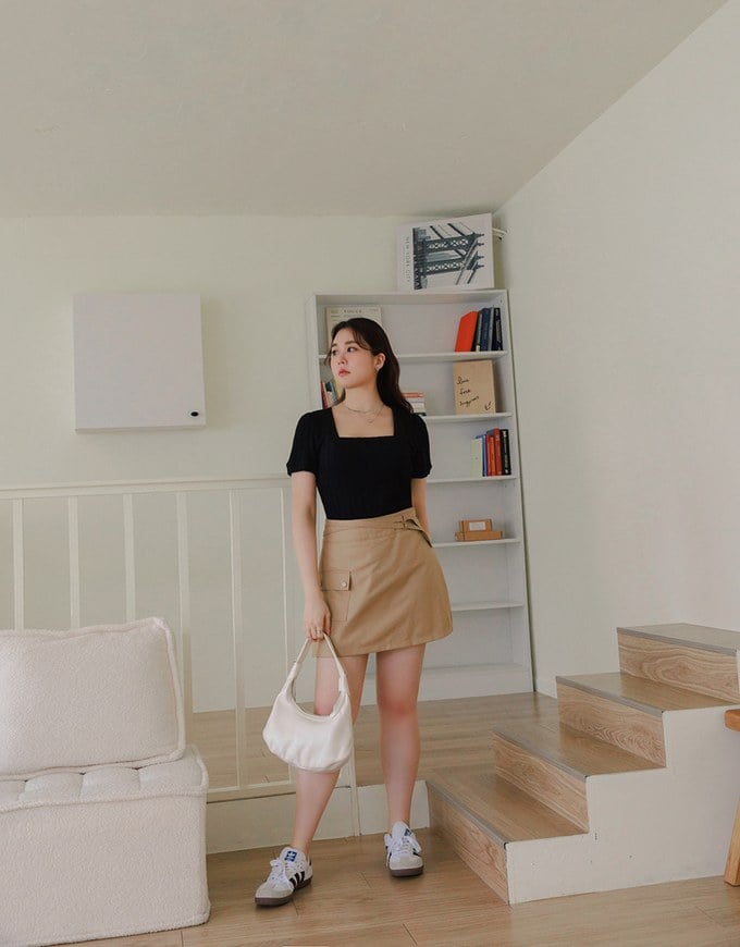 Texture Square Neckline Puff Sleeve Top