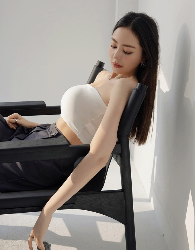 Silky Elastic Bra Padded Tube Top