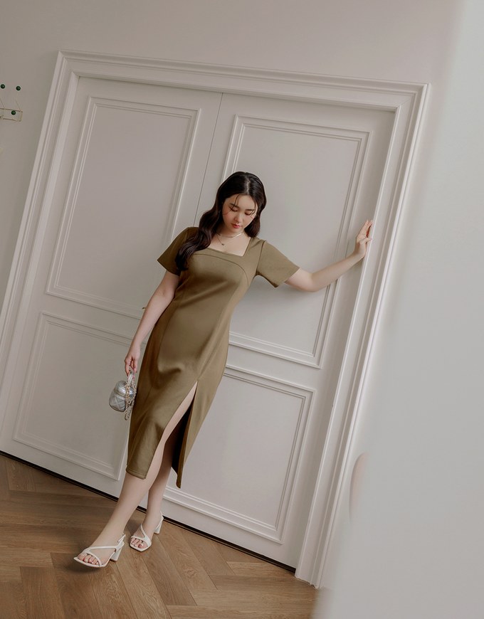 AIRY HOURGLASS BRA DRESS Short Sleeve Mini Dress