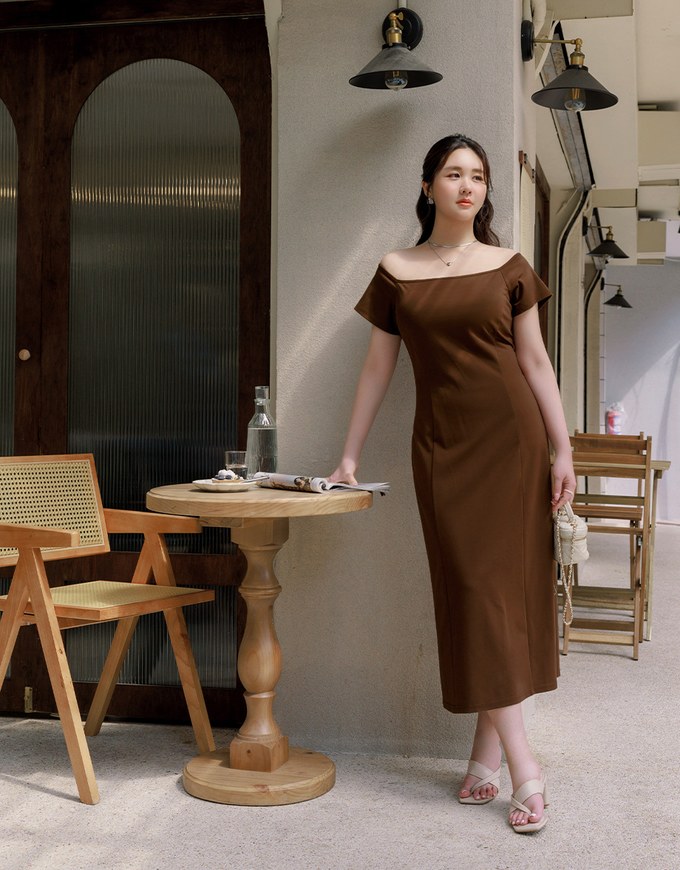 AIRY HOURGLASS Cooling Bra Padded Off Shoulder Midi Dress