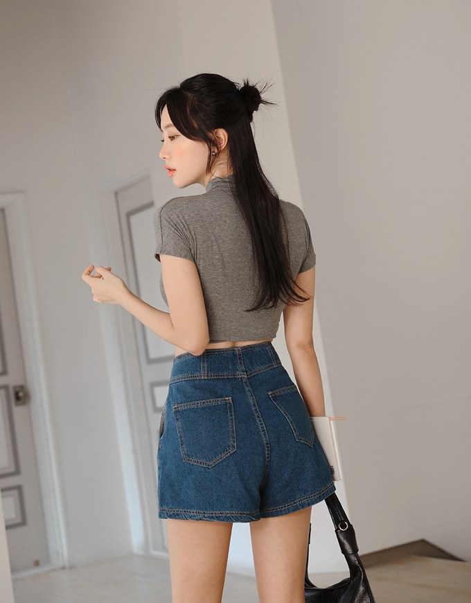 【Den!m LITE】Perfect Waistline Denim SHORTS Lightweigth Fabric Extra High Waisted Flared Jeans Short DNA