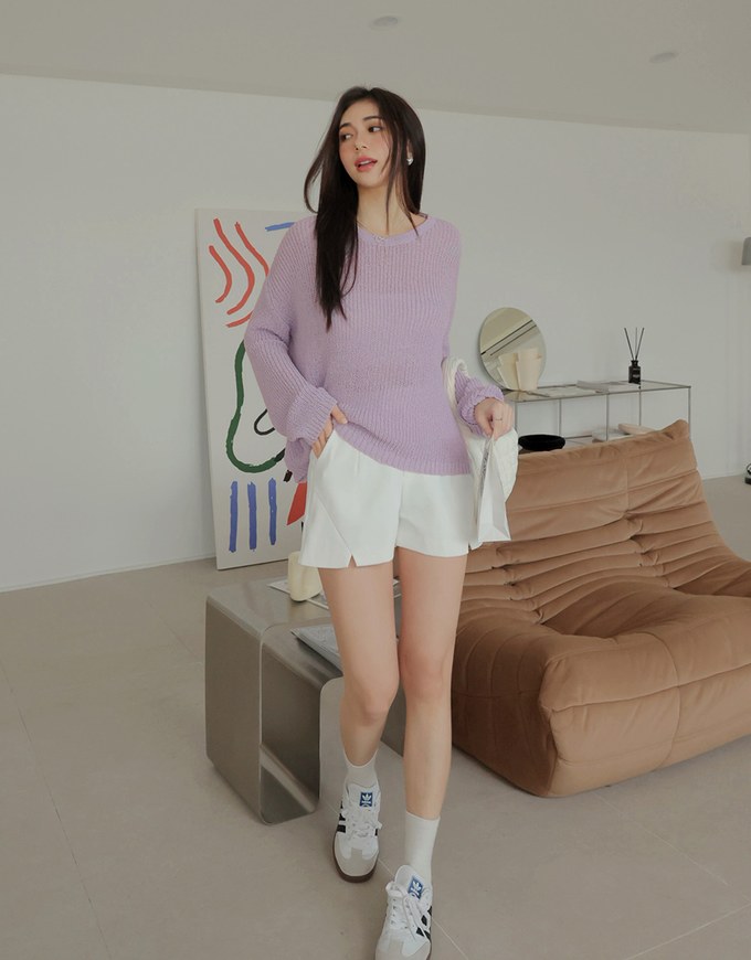 Pastel Color Correction Round Neck Knit Top