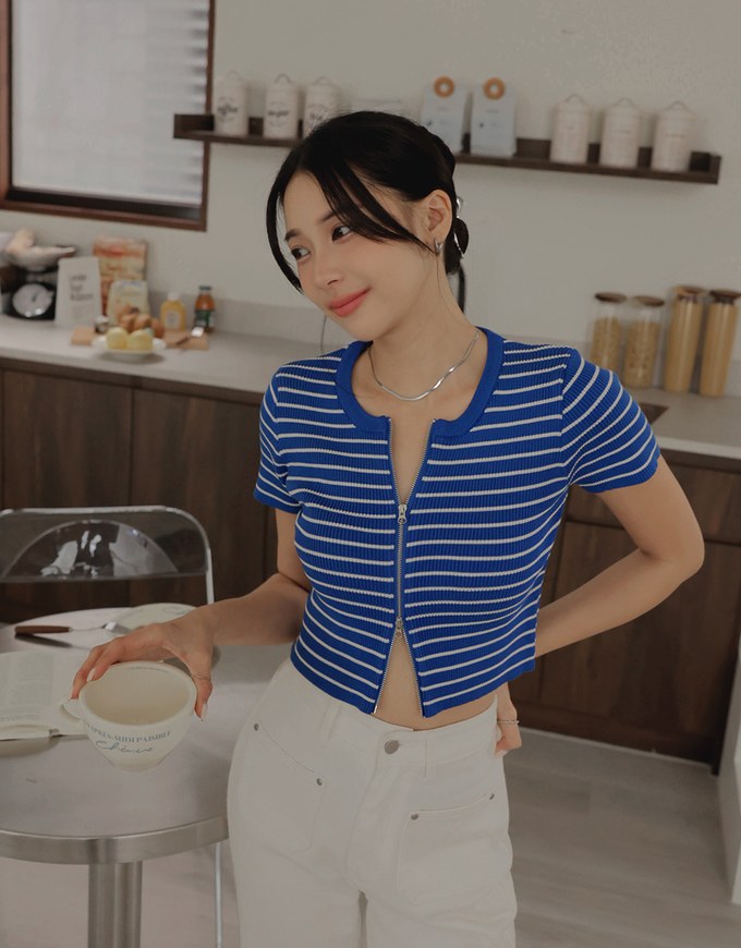 Double Sided Zippers Striped Knit Crop Top