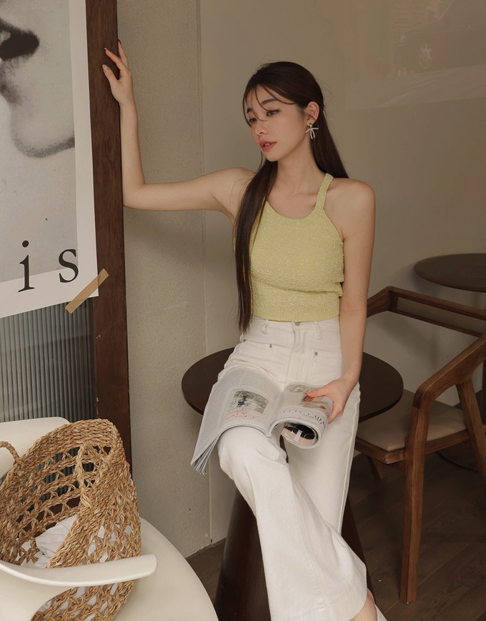 Off-Shoulder Mixed Color Woolen Vest (With Padding)