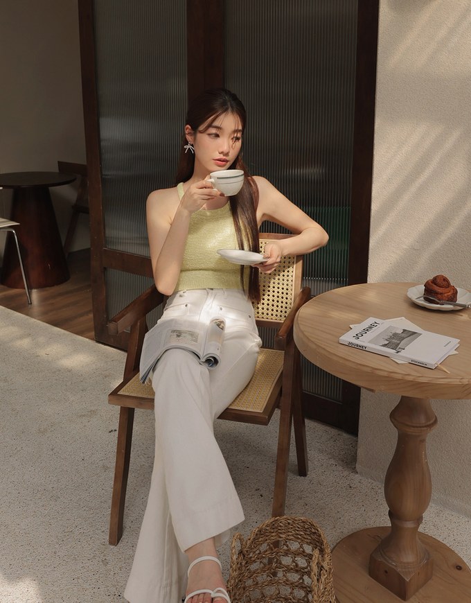 Off-Shoulder Mixed Color Woolen Vest (With Padding)