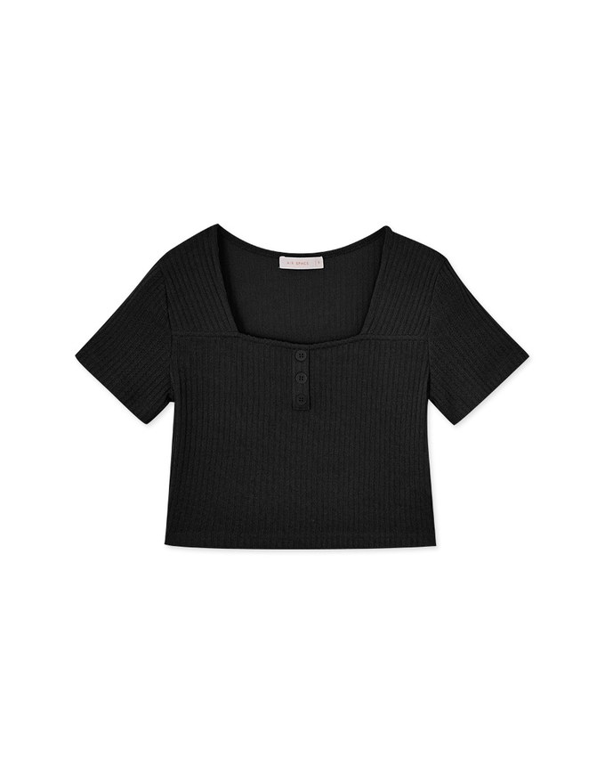 Square-Neck Straight Line Top