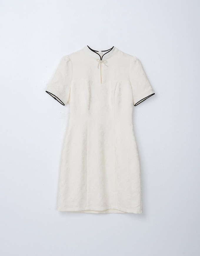 Qipao DRESS With Pearl Bow Pin Elegant Celebrity Style Mini Dress Modern Cheongsam