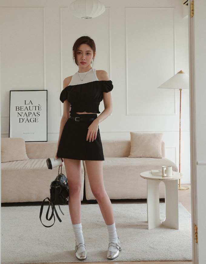 Patchwork Cut Off Shoulder Bubble Sleeve Top
