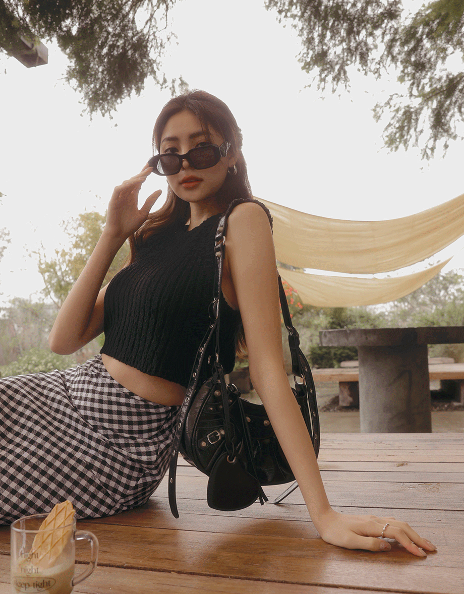 Round Neck Knit Vest