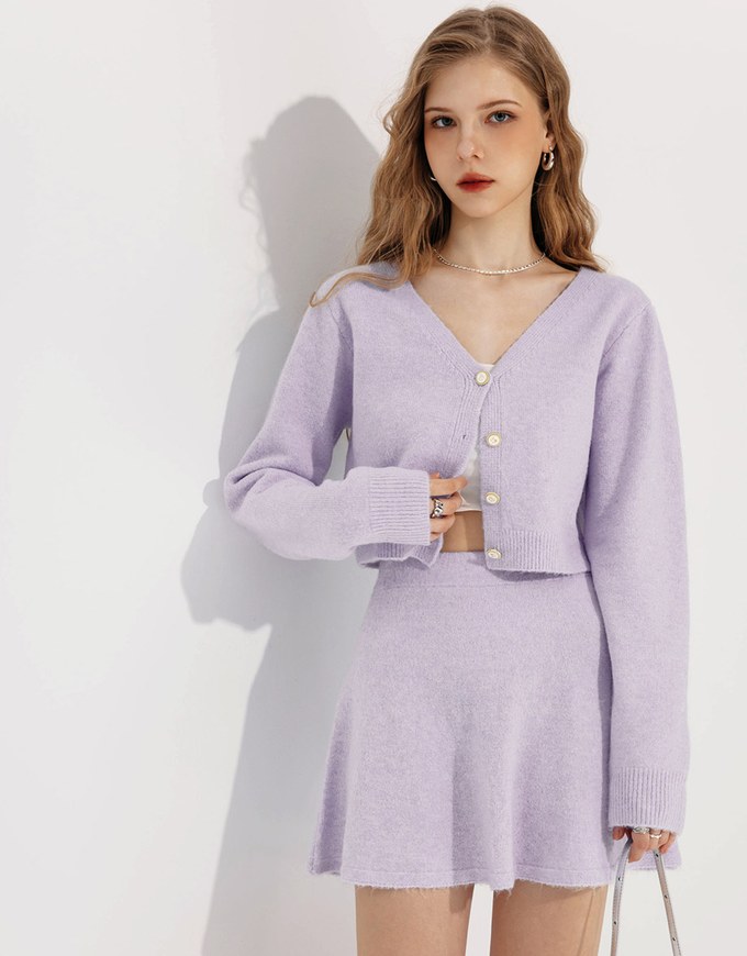 SET WEAR of Knit Cardigan Top and Mini Skirt Set Wear
