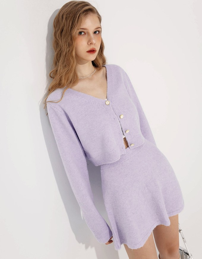 SET WEAR of Knit Cardigan Top and Mini Skirt Set Wear