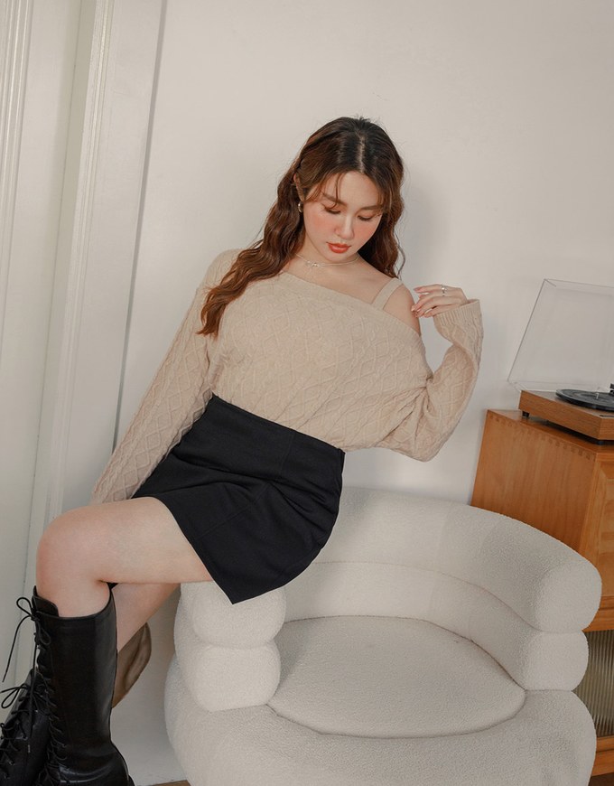 AIRY HOURGLASS High Waisted Skirt Bodycon Mini Skirt Slimming Look