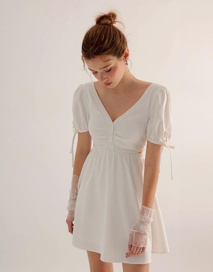 Buttoned V Neck flare Mini Dress with Cut Out Waist and Puff Sleeves Detail