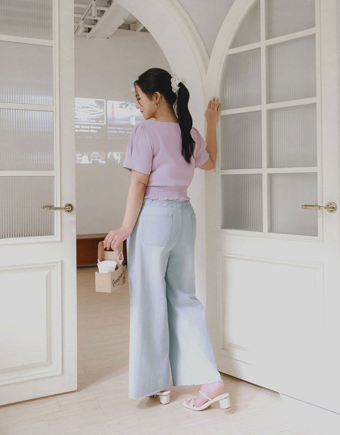 Jeans Denim Wide Leg Pants with Raw Hem and Patch Pockets