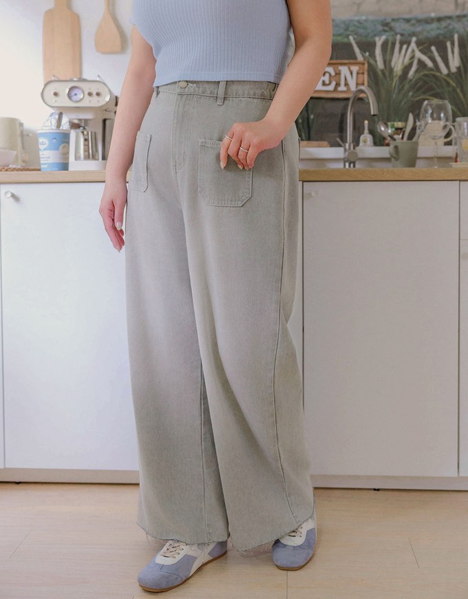 Jeans Denim Wide Leg Pants with Raw Hem and Patch Pockets