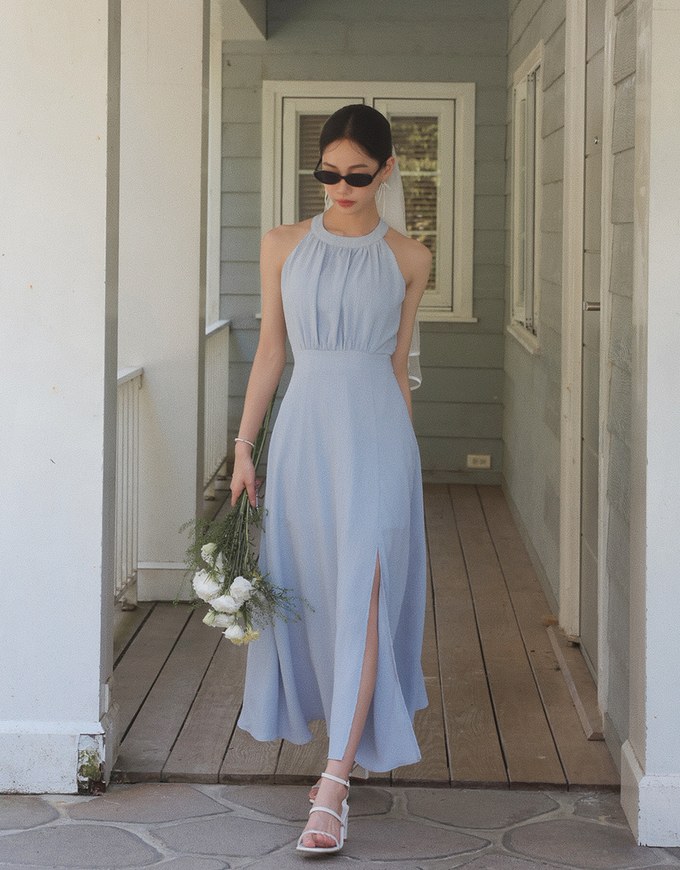 Elegant Halter Neck Pleated Padded Maxi Dress with Side Slit and Flowy Hem