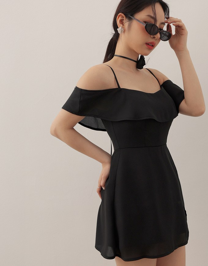 Off Shoulder Ruffle Hem Padded Jumpsuit
