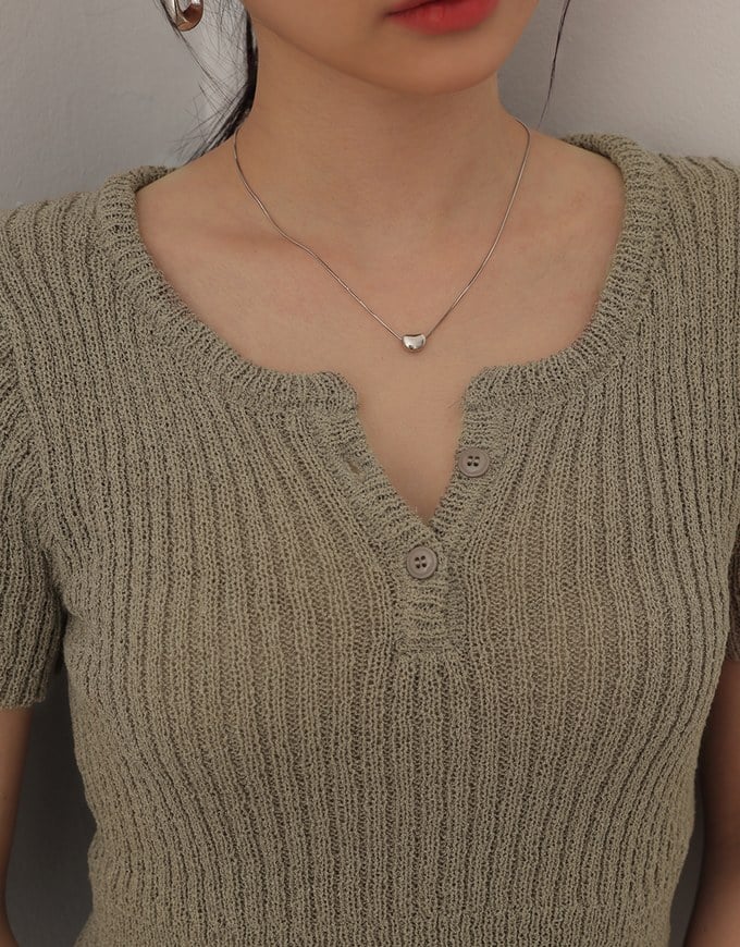 Short Sleeve Textured Knit Cropped Top with V-Neck Placket