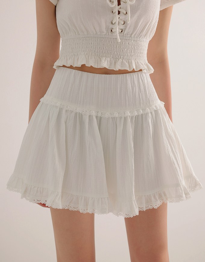 High Waist Tiered Crinkle Shorts with Ruffled Lace Hem Detail