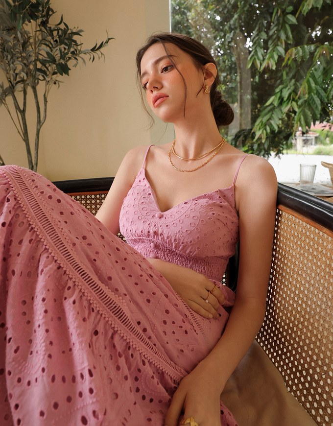 Boho Bohemian Style V Neck Eyelet Lace Tiered Padded Maxi Dress