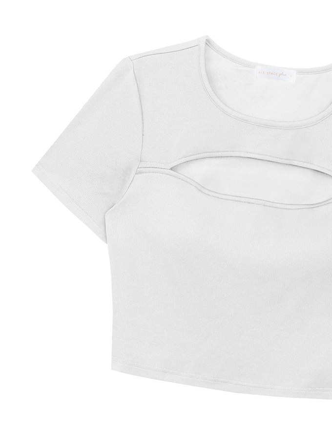 Front Cut Out Detail Fitted Knit Padded Top