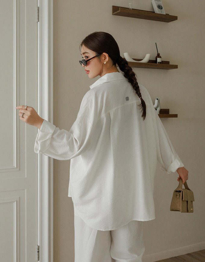 Cooling Fabric Lightweight Oversized Blouse with Pocket Detail