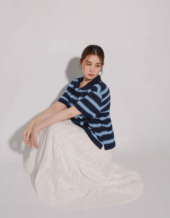 Oversized Polo Knit Top with Retro Stripes– Navy