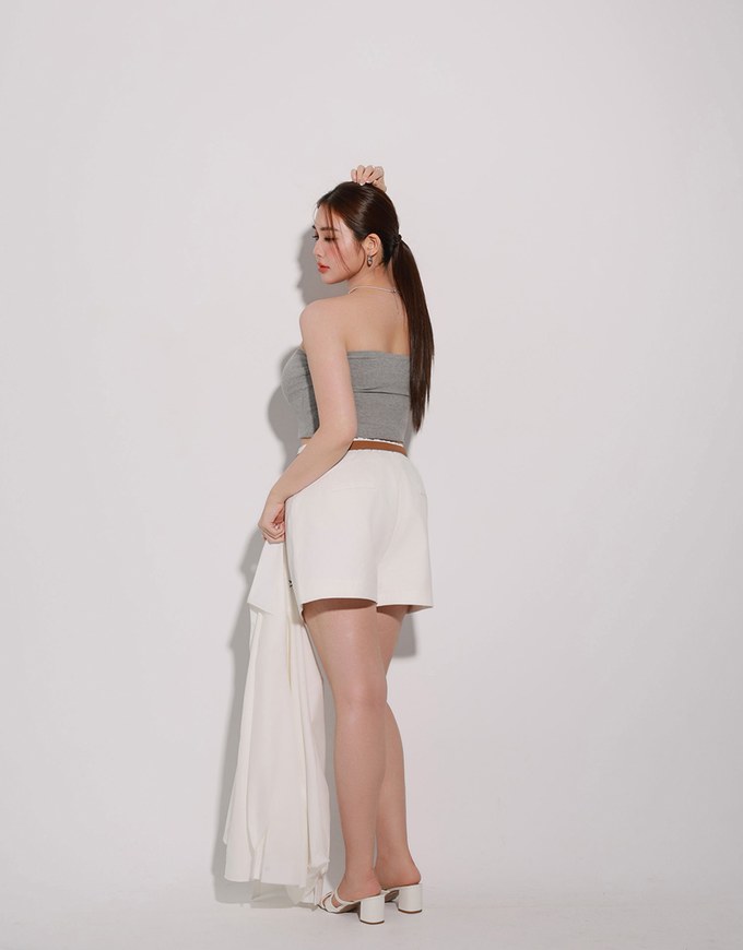 High Waist Hidden Closure Tailored Fit A Line Shorts
