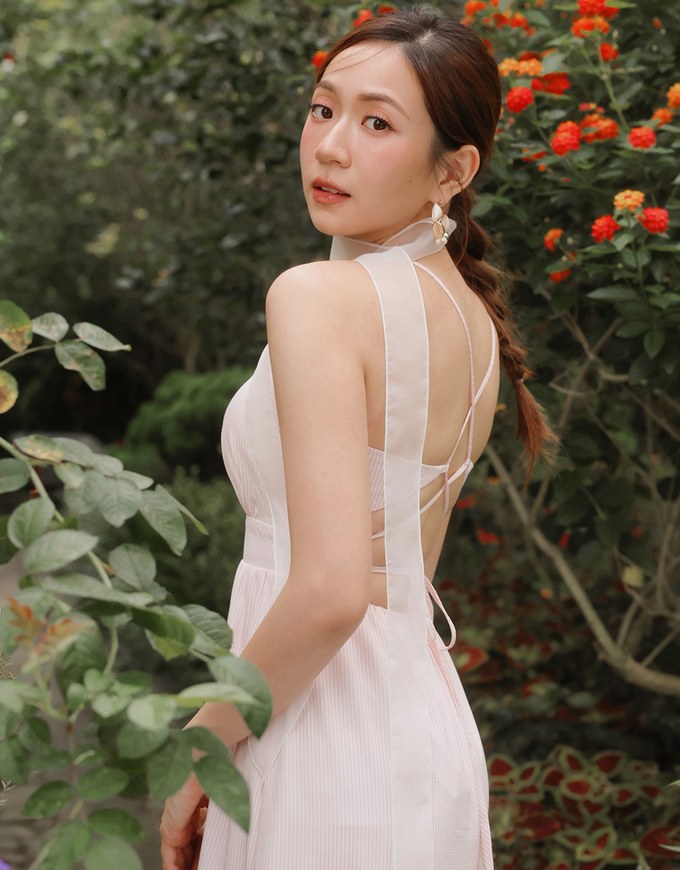 【GUT GUT Design】 Deep V Backless Strappy Striped Padded Maxi Dress