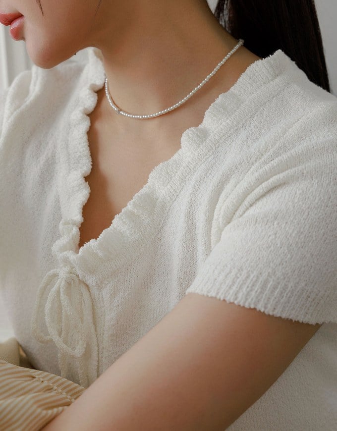 Ruffled Neckline Short Sleeve Knit Vest Top with Button Trim