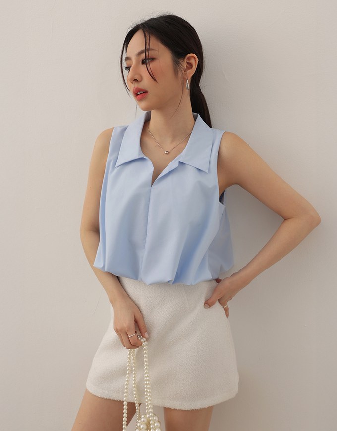 Sleeveless Bubble Hem Top With Collar Detail