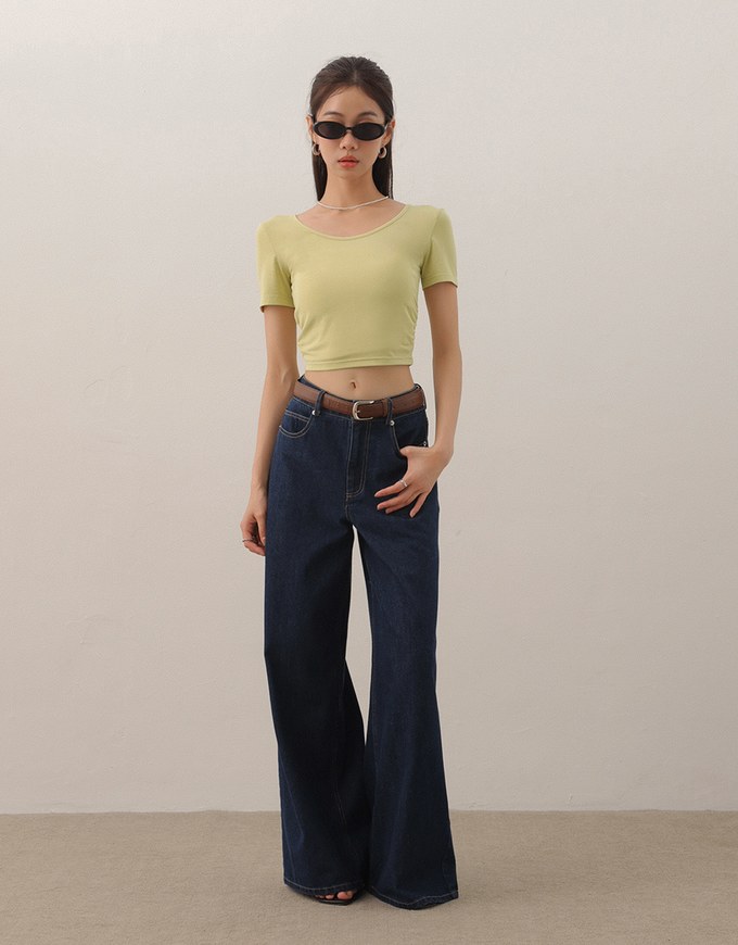 Basic Essential 2 Way Stretch Crop Tee with Side Ruching Detail