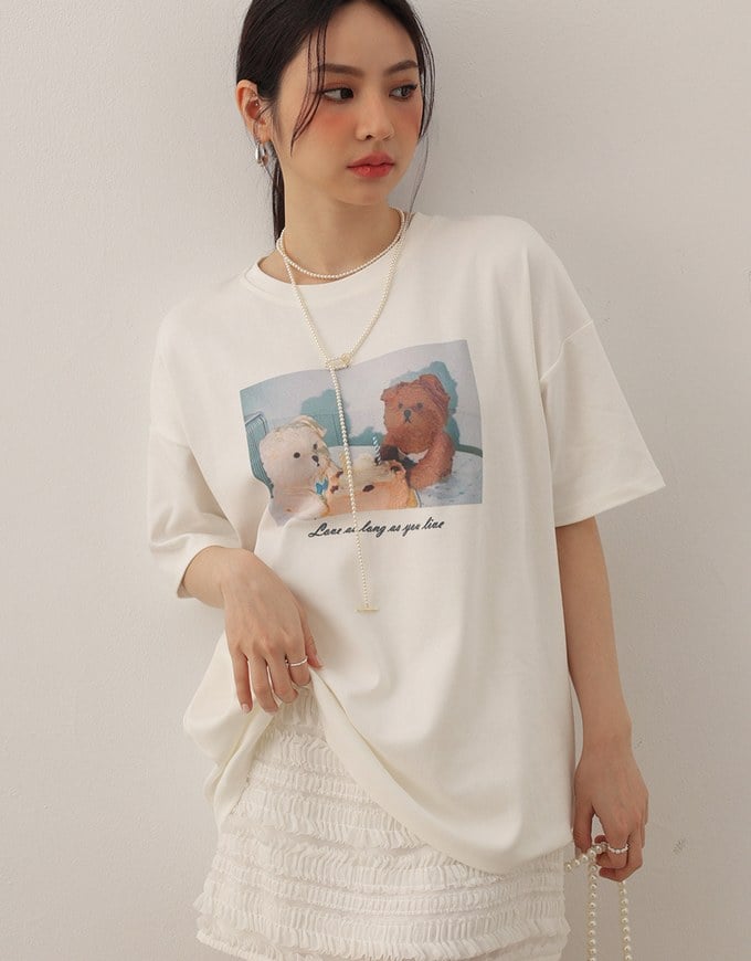 Round Neckline Puppy Print Oversized Graphic Tee