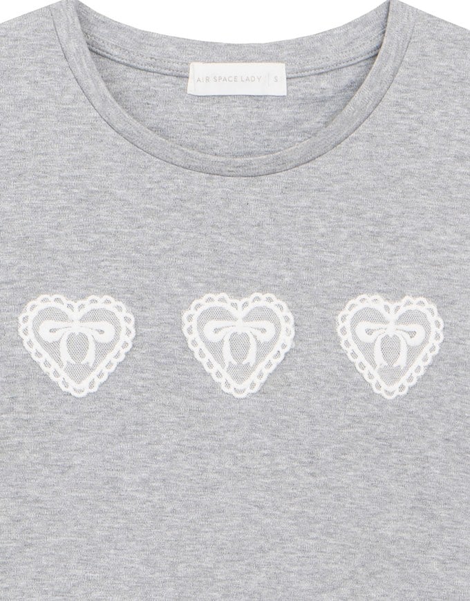 Short Sleeve Cropped Tee with Heart Bow Lace Patch Detail