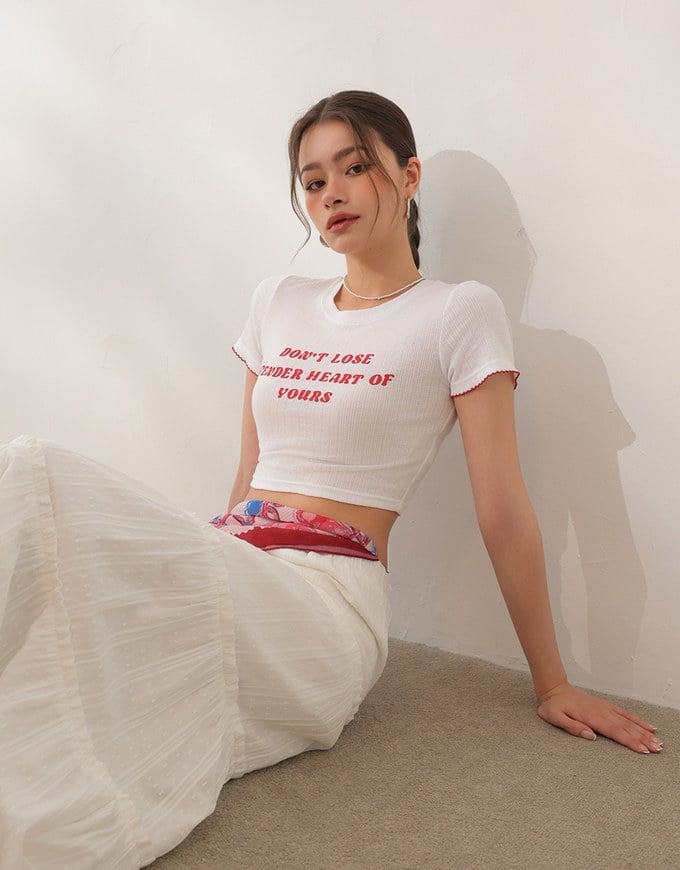 Slogan Print Ribbed Cropped Tee with Contrast Lettuce Hem Trim