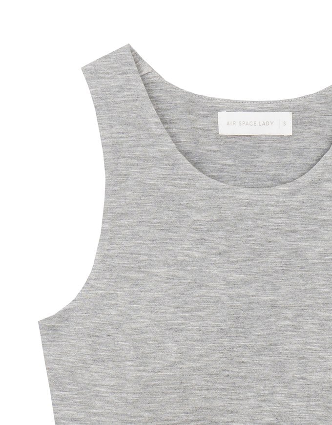 AIRY HOURGLASS Round Neck Textured Ribbed Crop Padded Tank Top