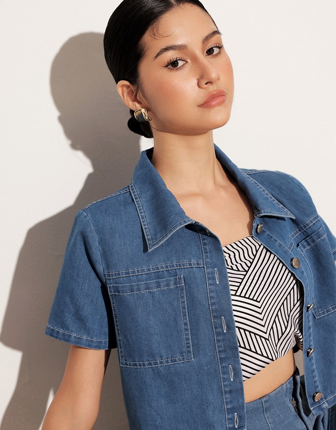 Casual Collared Cropped Jeans Denim Shirt Jacket with Front Flap Pockets