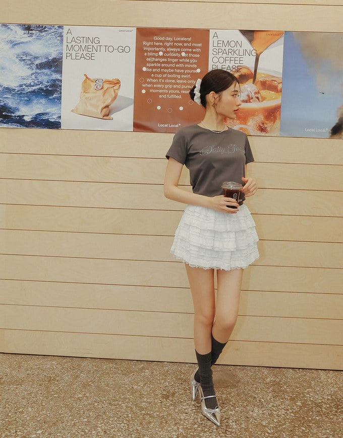 Short Sleeve Rhinestone Lettering Fitted Cropped Tee