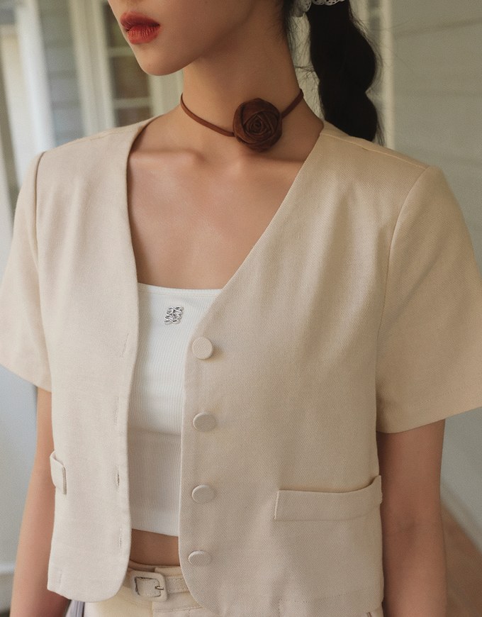 Classic High Waisted Pleated Shorts (with Belt)